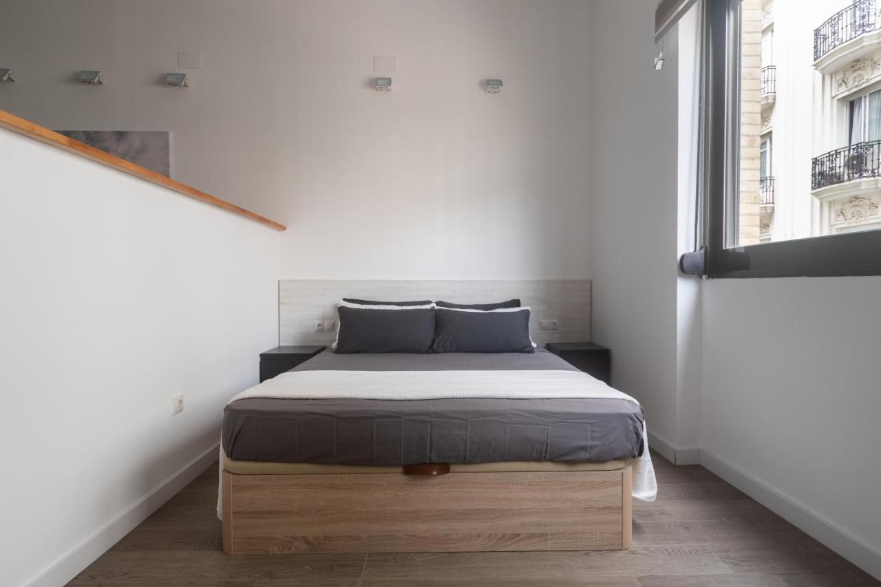 Exclusivo Loft Nuevo En La Plaza Del Ayuntamiento Apartamento *