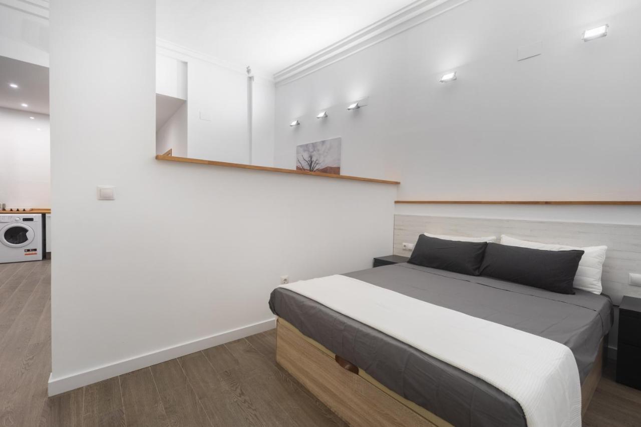 Exclusivo Loft Nuevo En La Plaza Del Ayuntamiento *