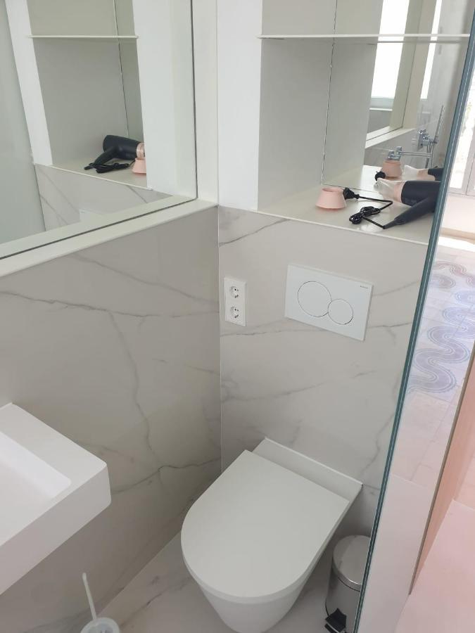 Bonito Estudio En El Centro De Apartamento