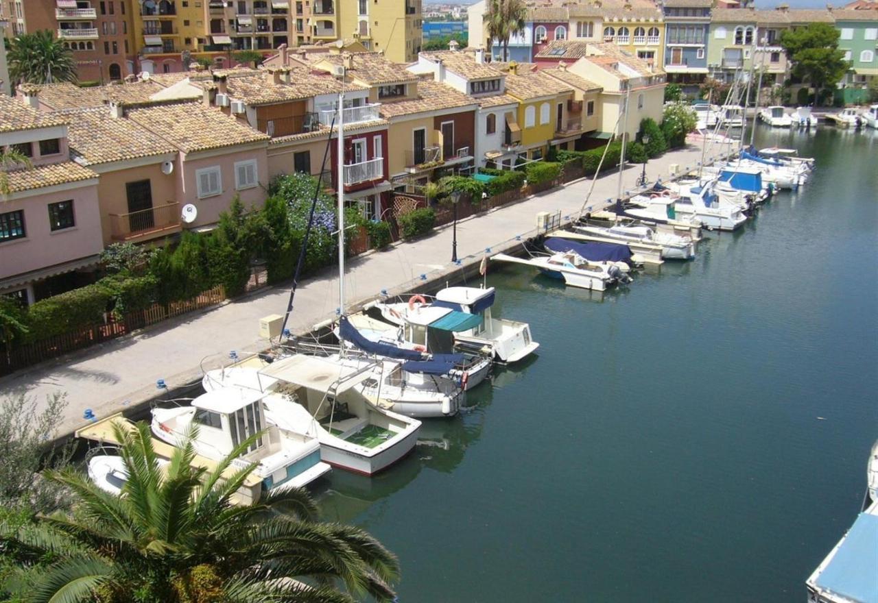 Apartment Sun Sea And Culture In *