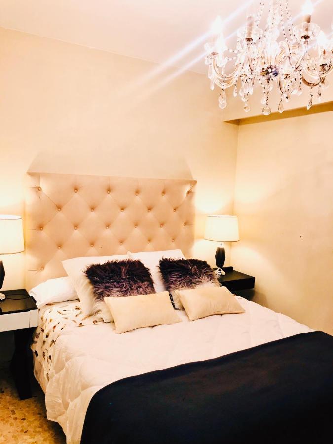 Homestay Romantic Room In Shared Apartment *
