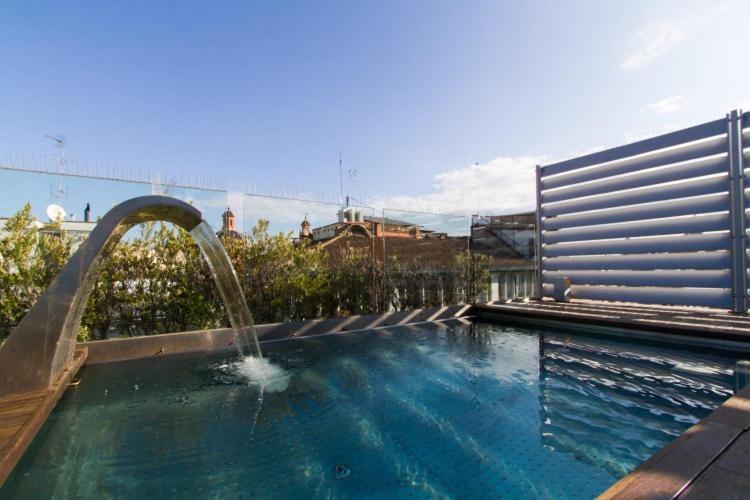 Apartment Luxury Alma Apartments *