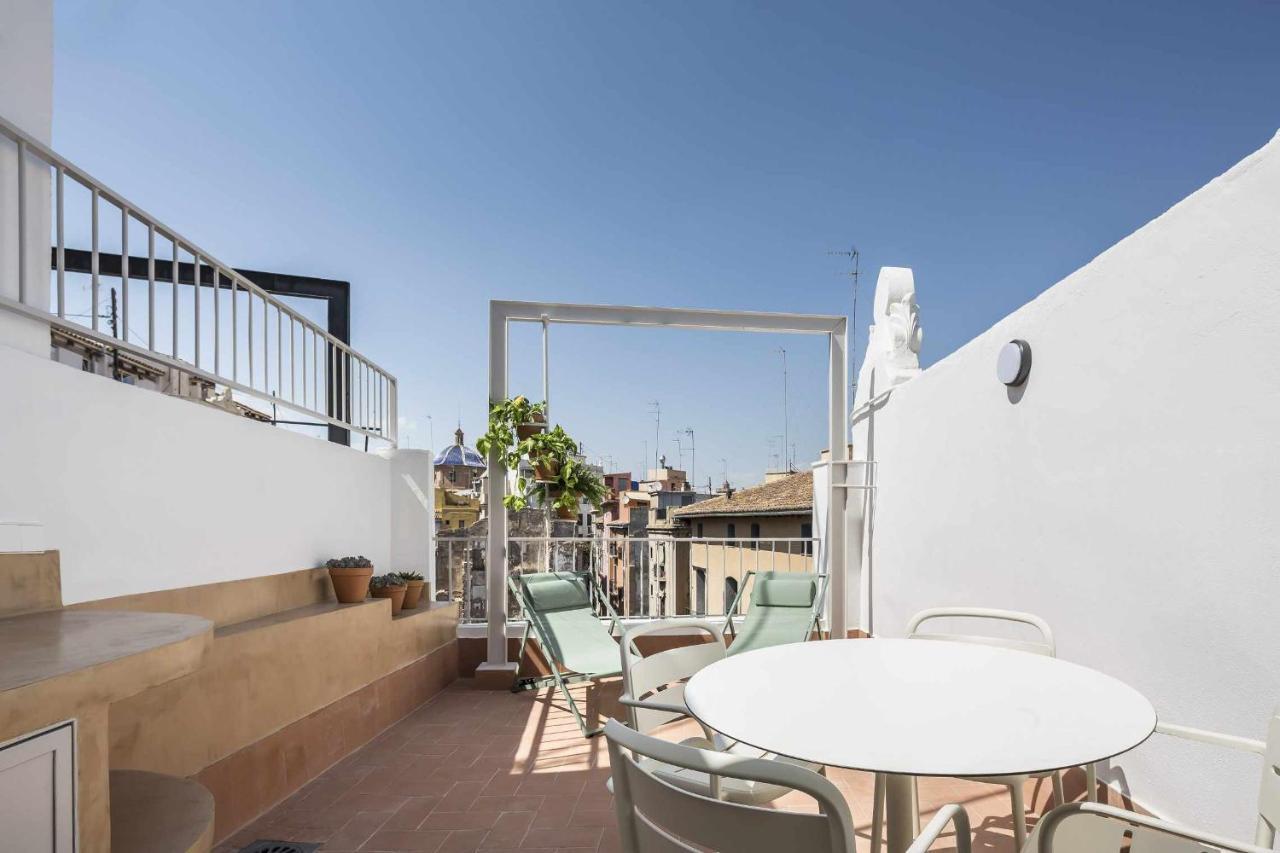 Apartamento Exclusivo En El Centro De Con Preciosa Terraza
