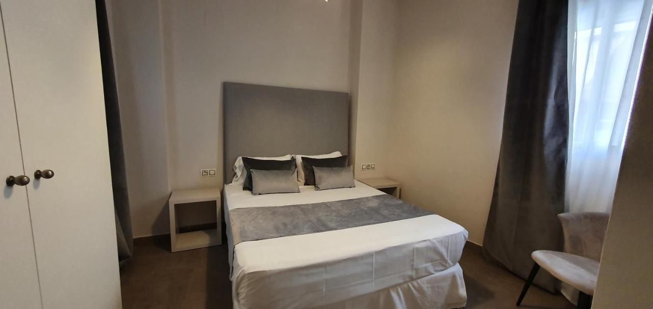 Apartment Balmes Market Mid-term Valencia