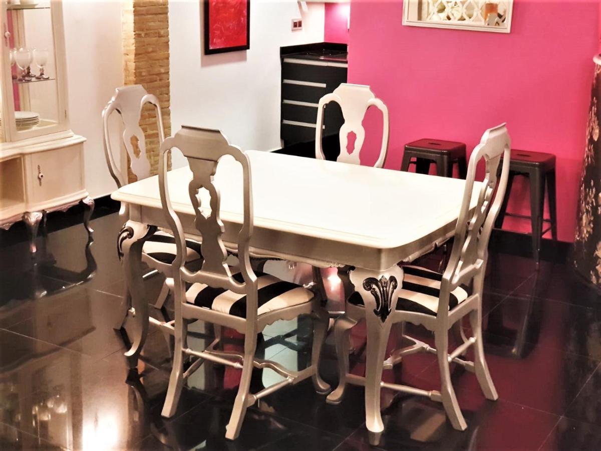 Apartamento Bajo De Diseño En El Centro De Valencia