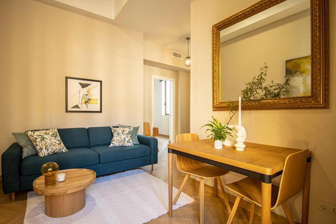 Torres De Serranos - El Carmen Apartment *