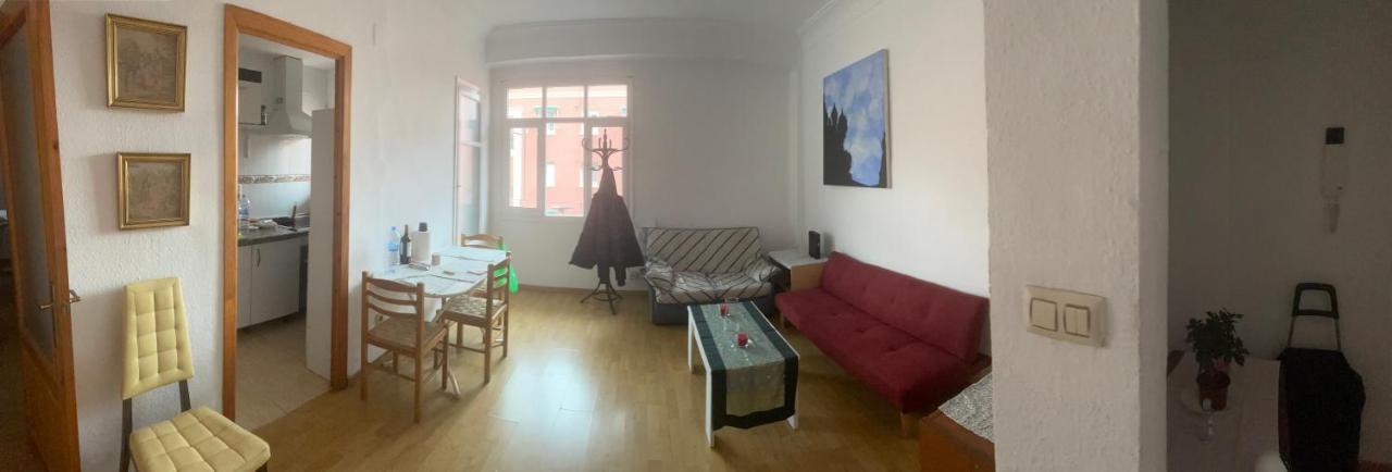 Habitación privada con cama doble. Bed and breakfast *