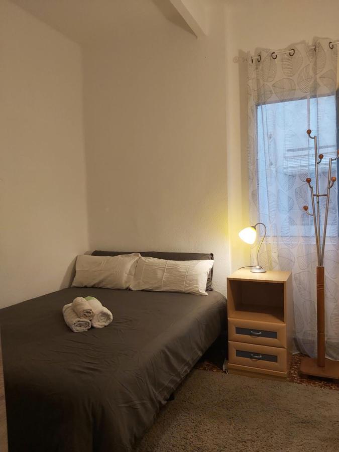 Carmem Y Miguel Habitación en casa particular Valencia