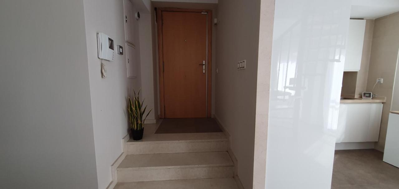 Apartment Balmes Market Mid-term