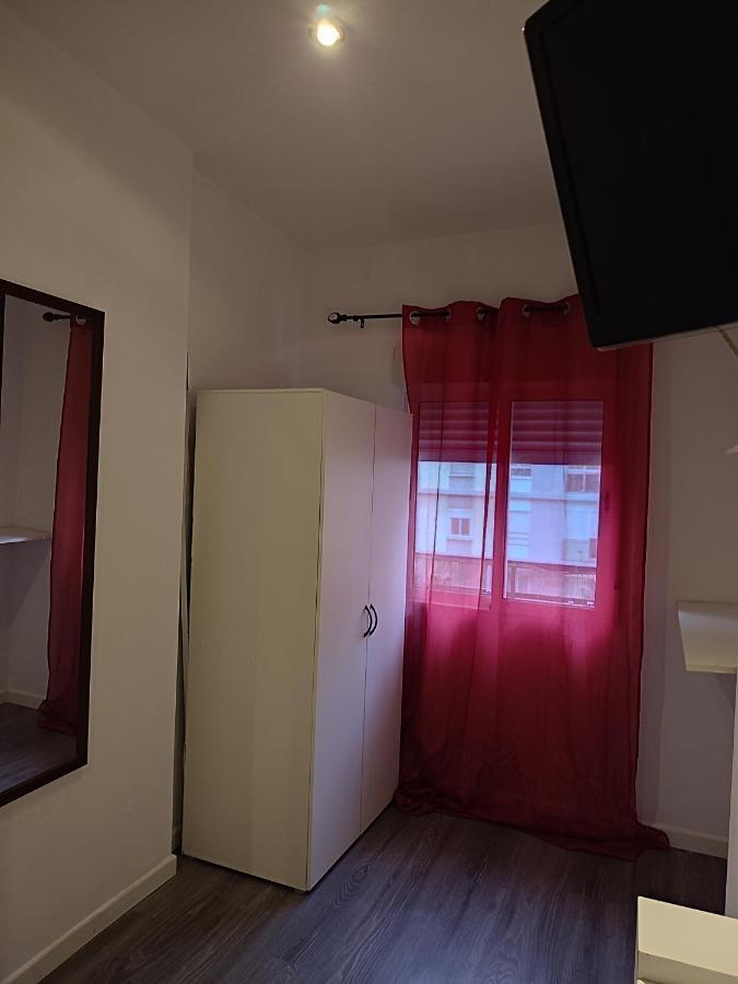 Habitación en casa particular Avenue Valencia