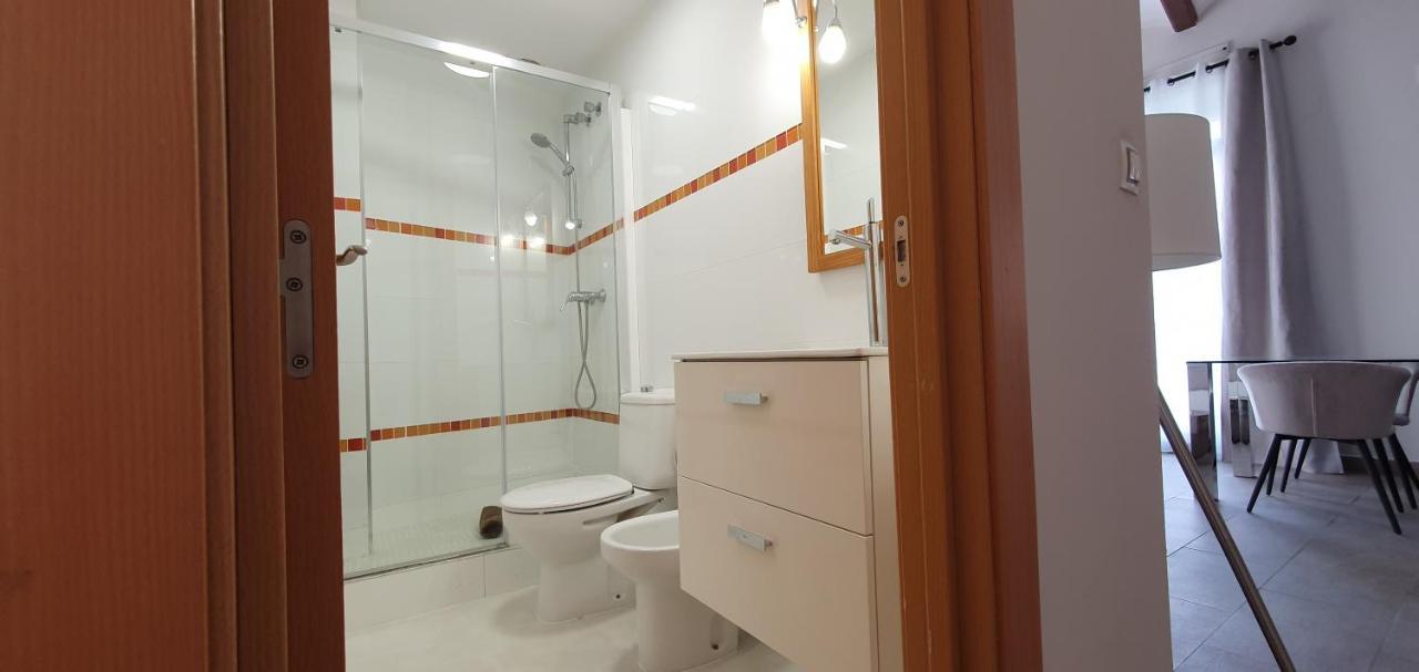 Apartment Balmes Market Mid-term *