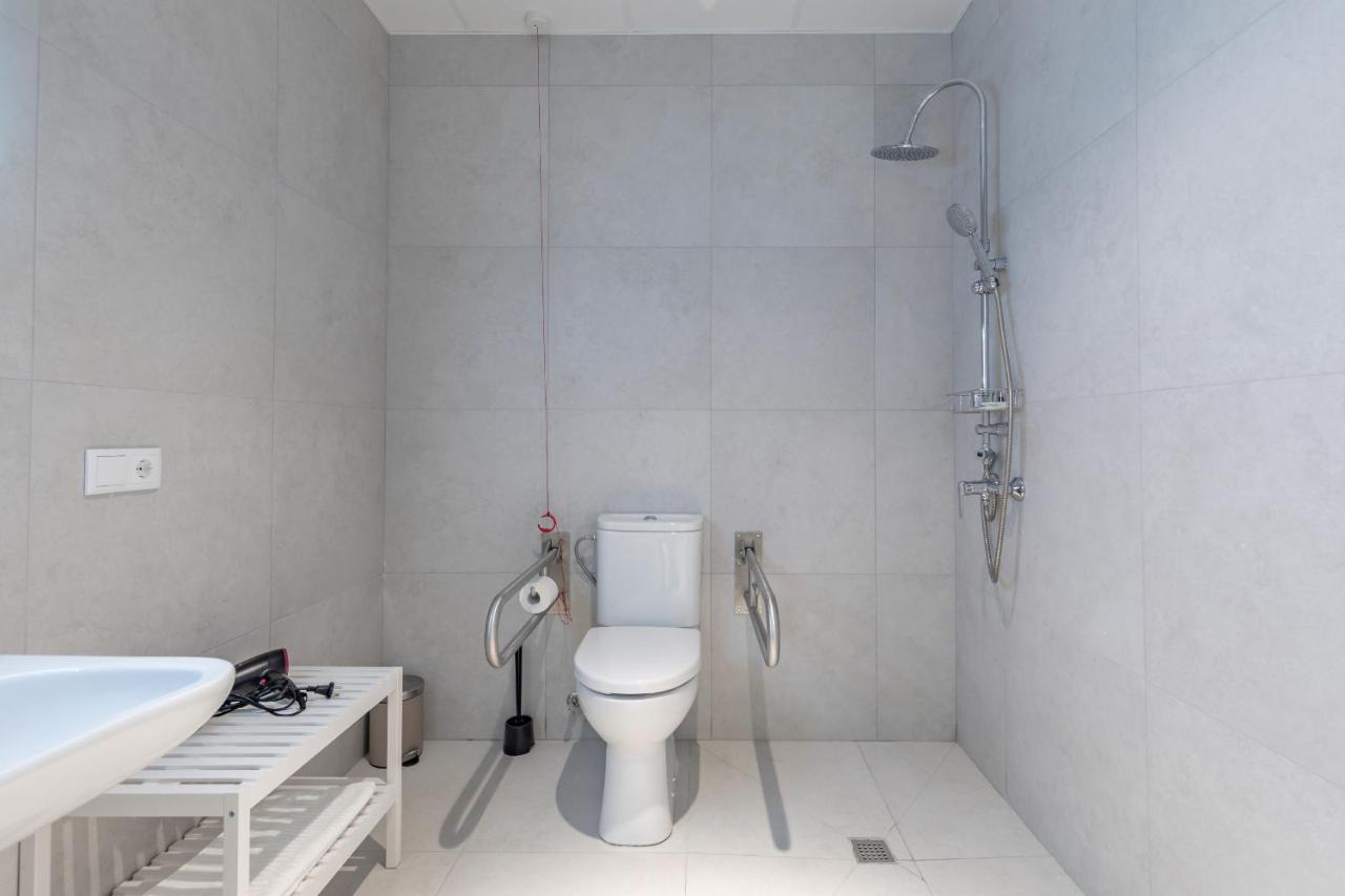 Sunny,private Terrace,wheelchair Access