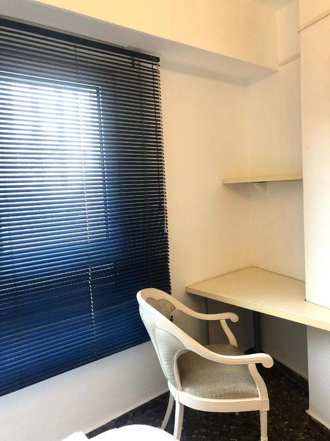 Homestay Romantic Room In Shared Apartment