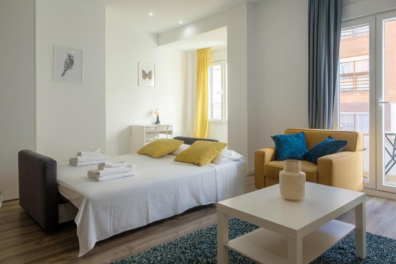 Apartment Bright, Brand New & Very Comfortable *