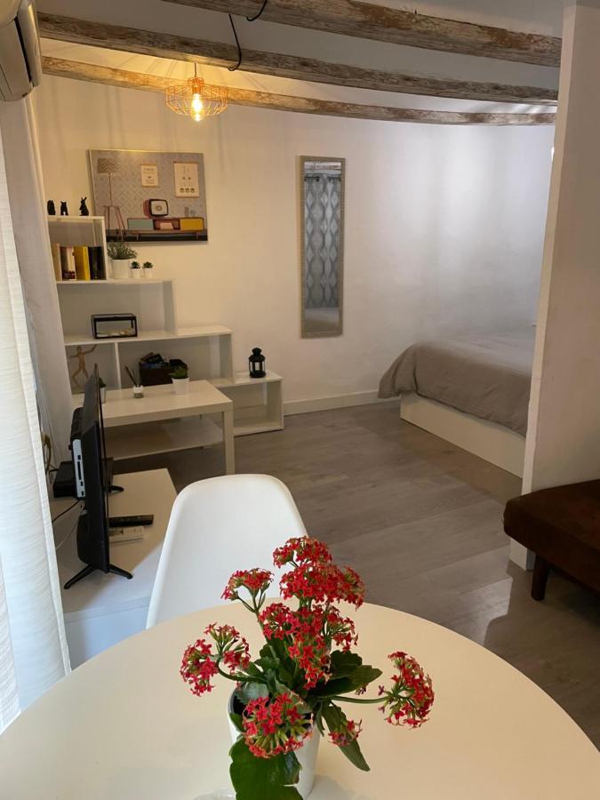 Cosy At The Cathedral With Wifi Apartamento