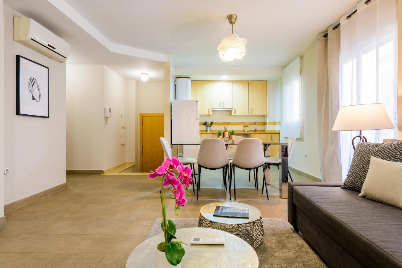 Balmes Market Mid-term Apartment Valencia