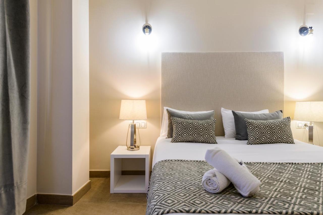 Balmes Market Mid-term Apartment Valencia
