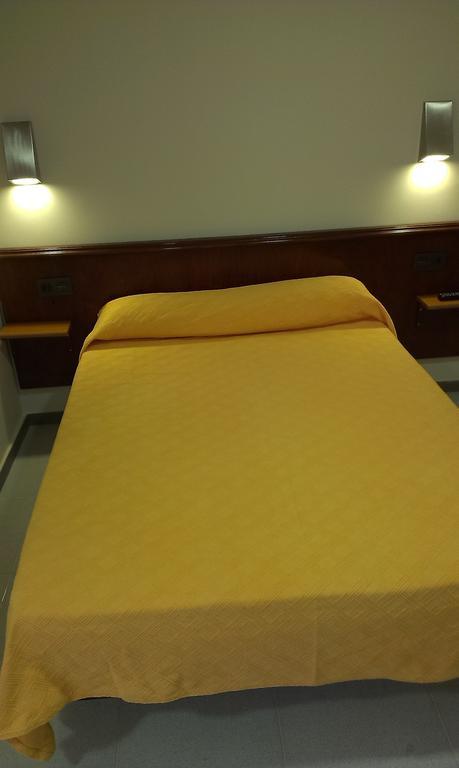 Hostal Bisbal Only Adults No Ac * Valencia