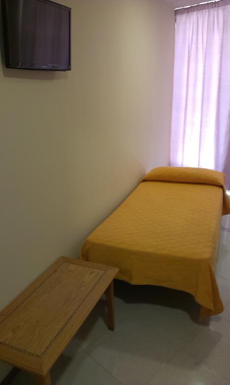Guest house Hostal Bisbal Only Adults No Ac *