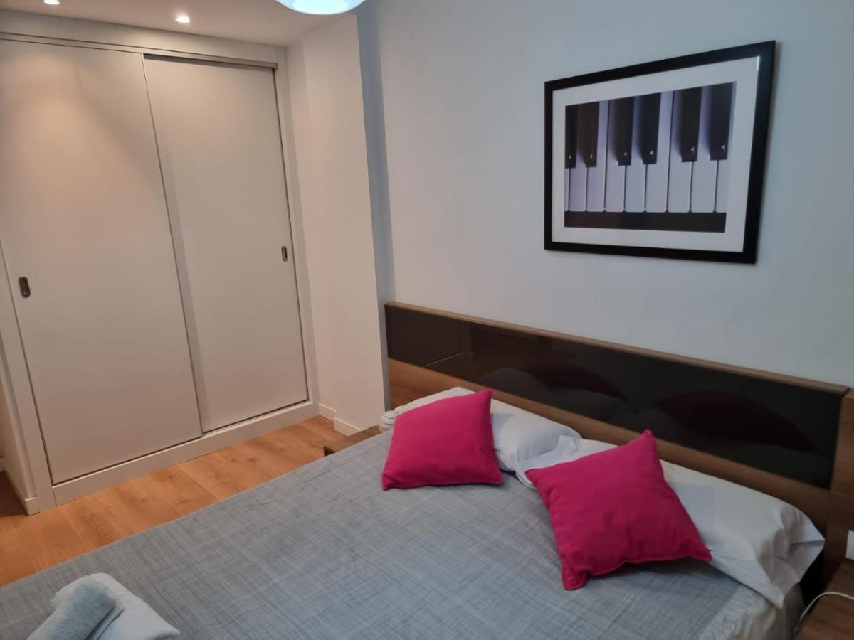 Luxury, Design, Relax, In Historical Street Lift Apartment *