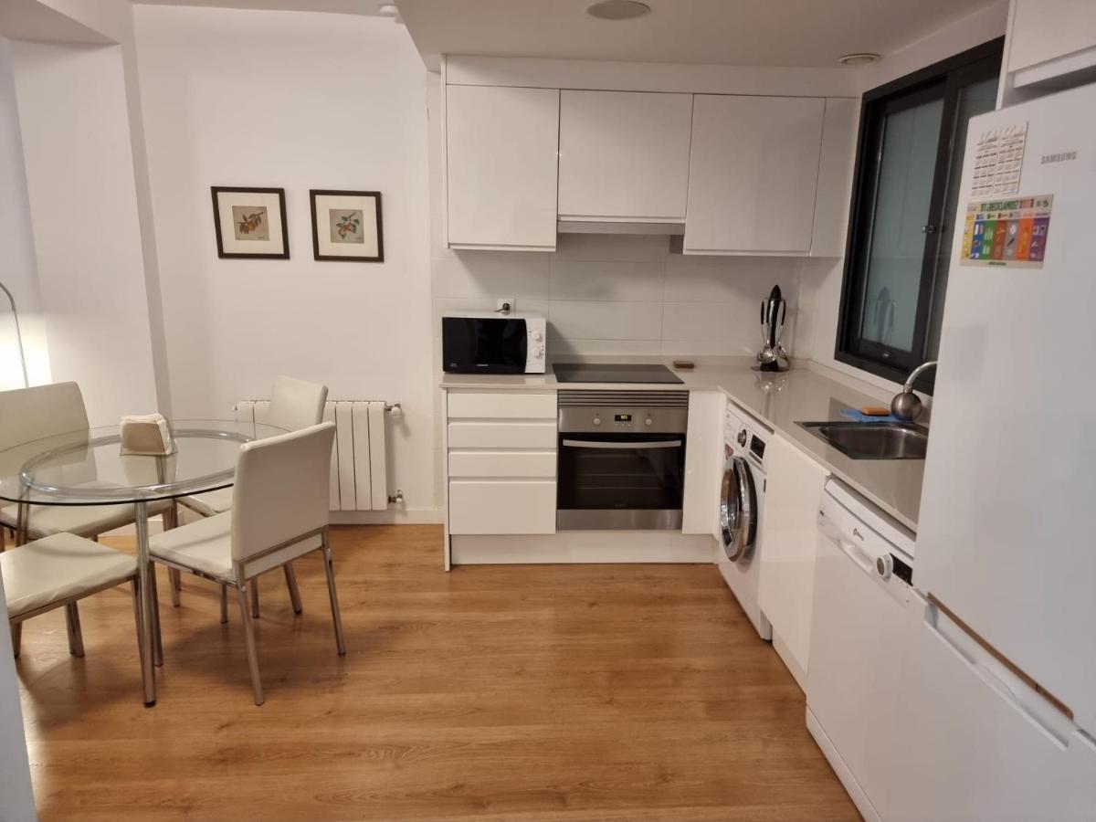Apartment Luxury, Design, Relax, In Historical Street Lift