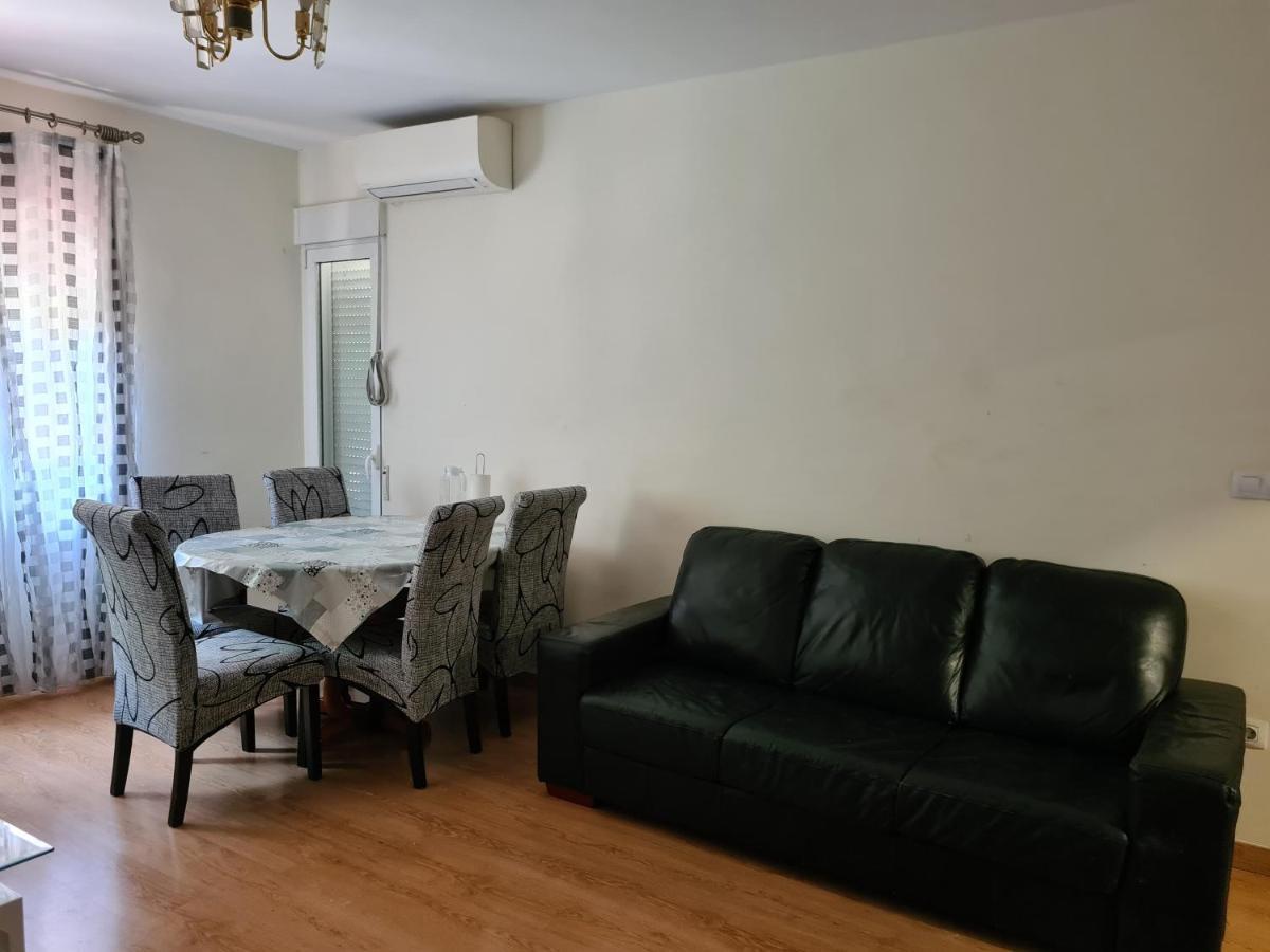 Con Bano Privado- En Casa Familiar Beatriz Valencia