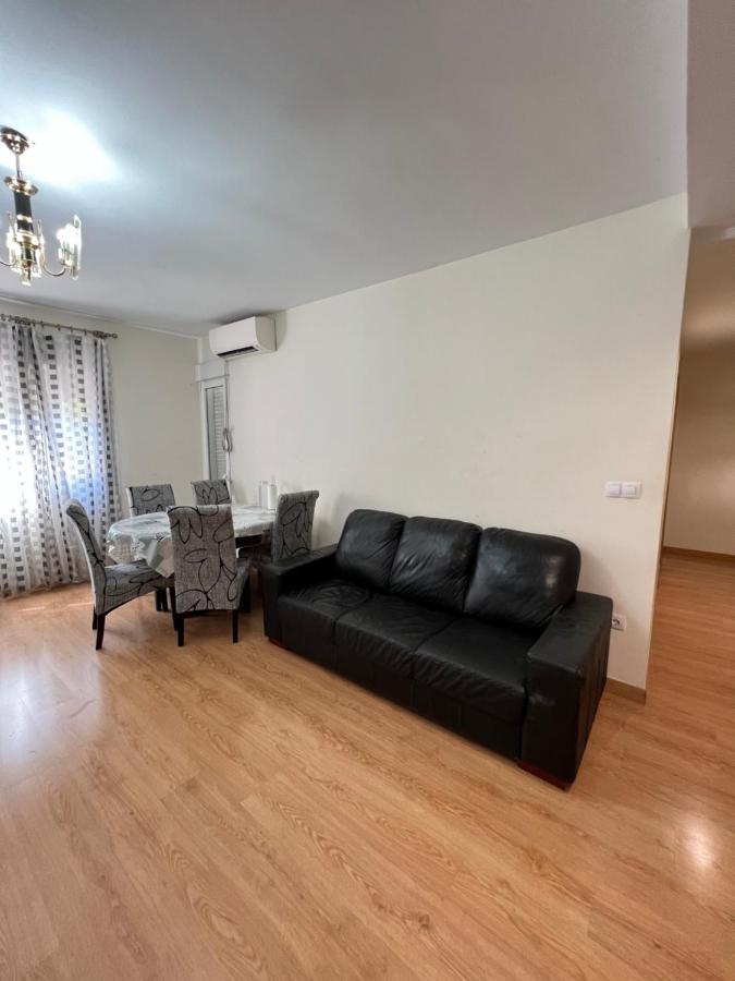 Con Bano Privado- En Casa Familiar Beatriz Valencia