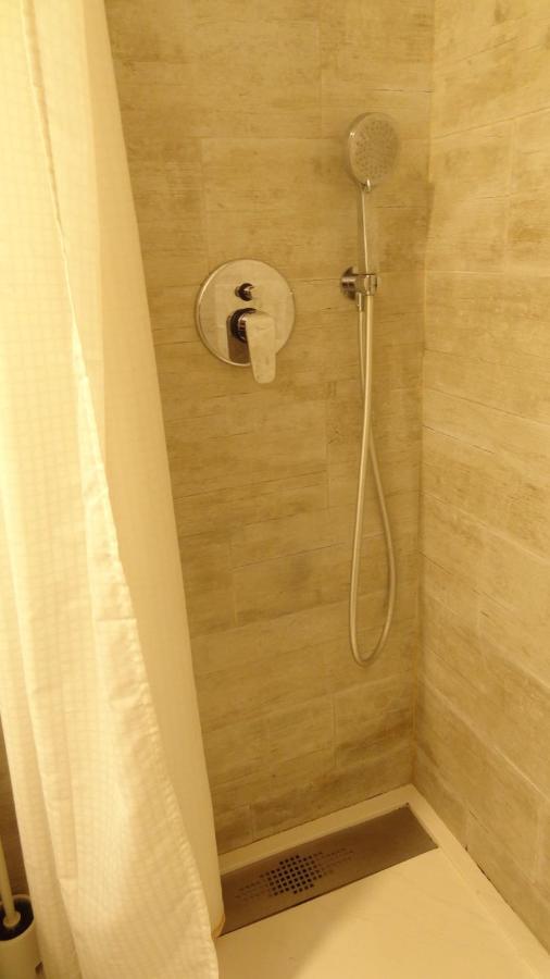 Pensión Cozy - Banera Hidromasaje *