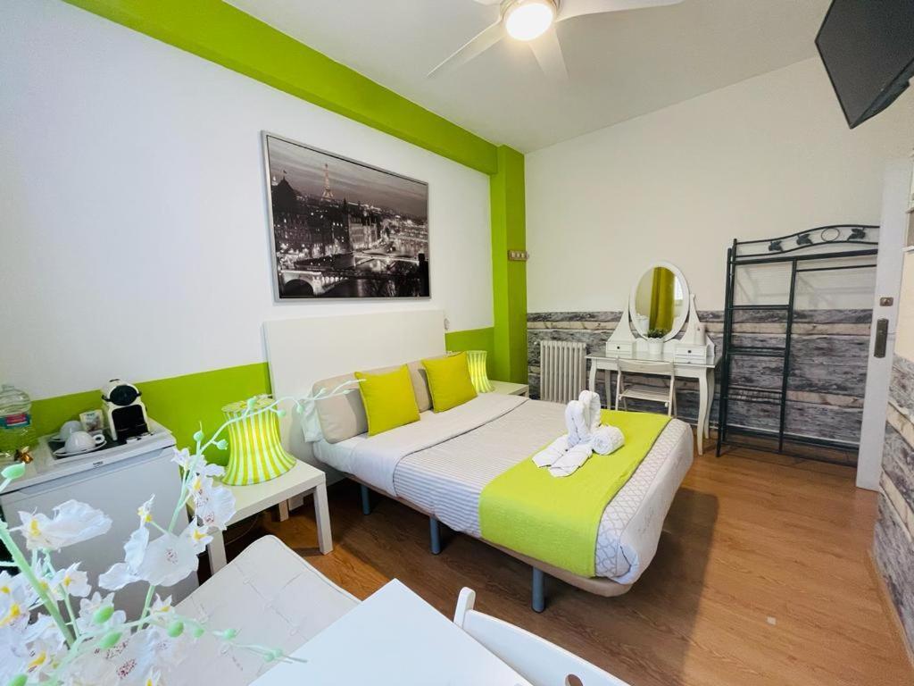 Suits - Adults Only Check In Desde 14 00h Valencia