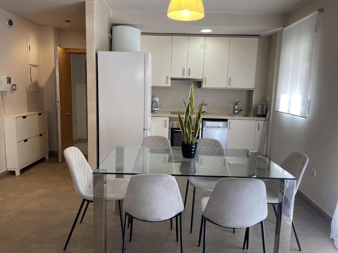 Apartment Balmes Market Mid-term *
