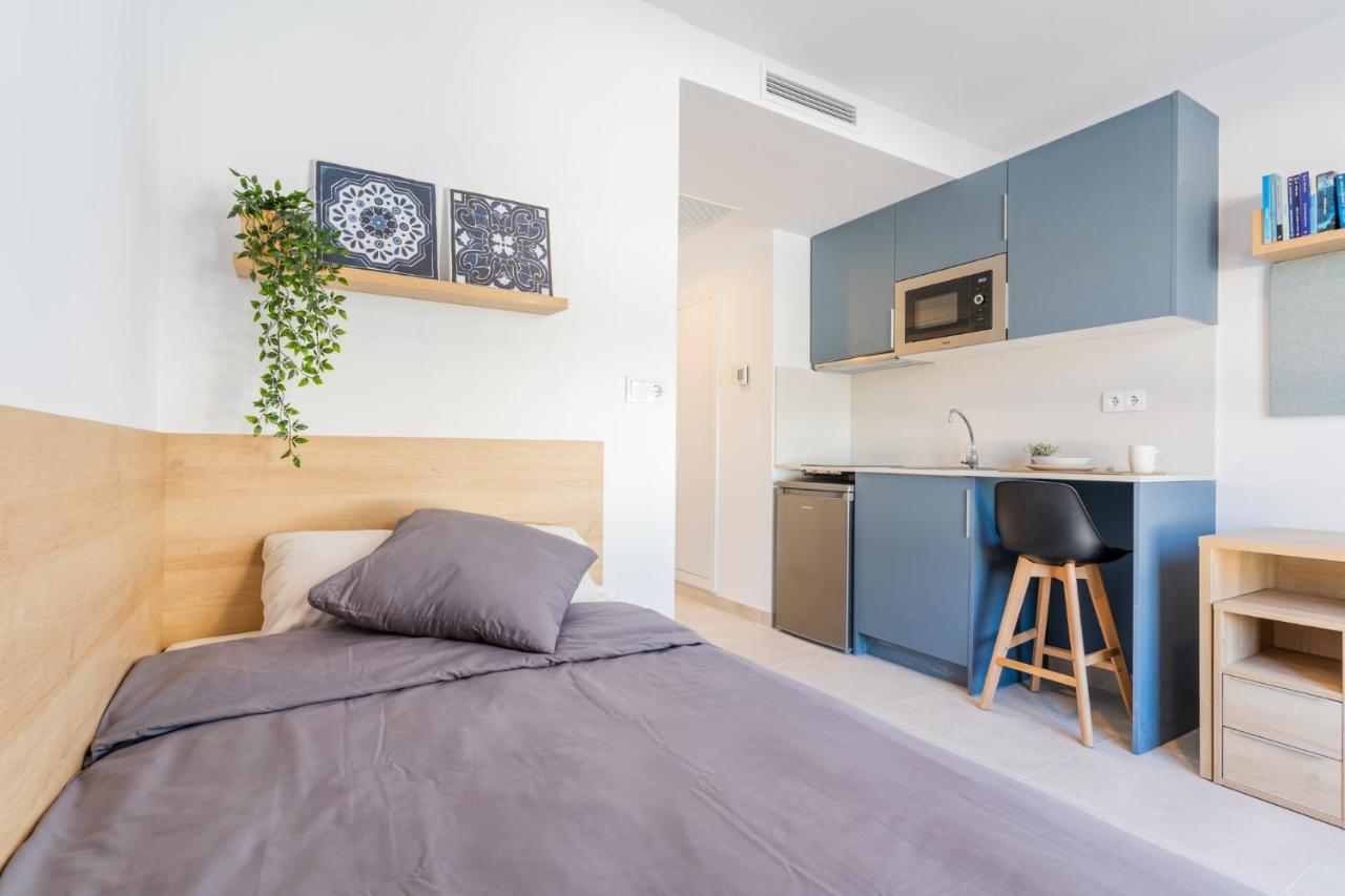 Micampus Avenida Del Puerto - Residencia De Estudiantes * Valencia