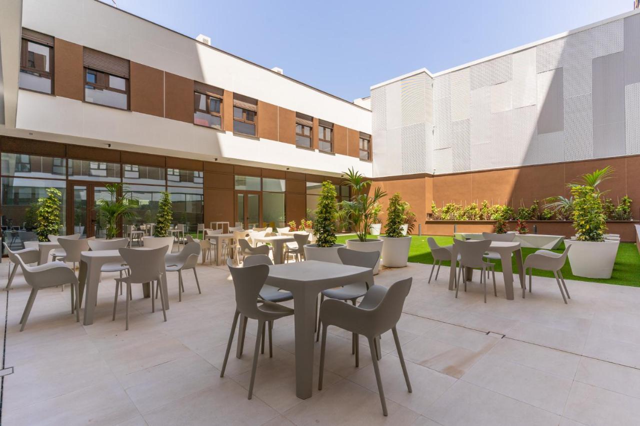Micampus Avenida Del Puerto - Residencia De Estudiantes *