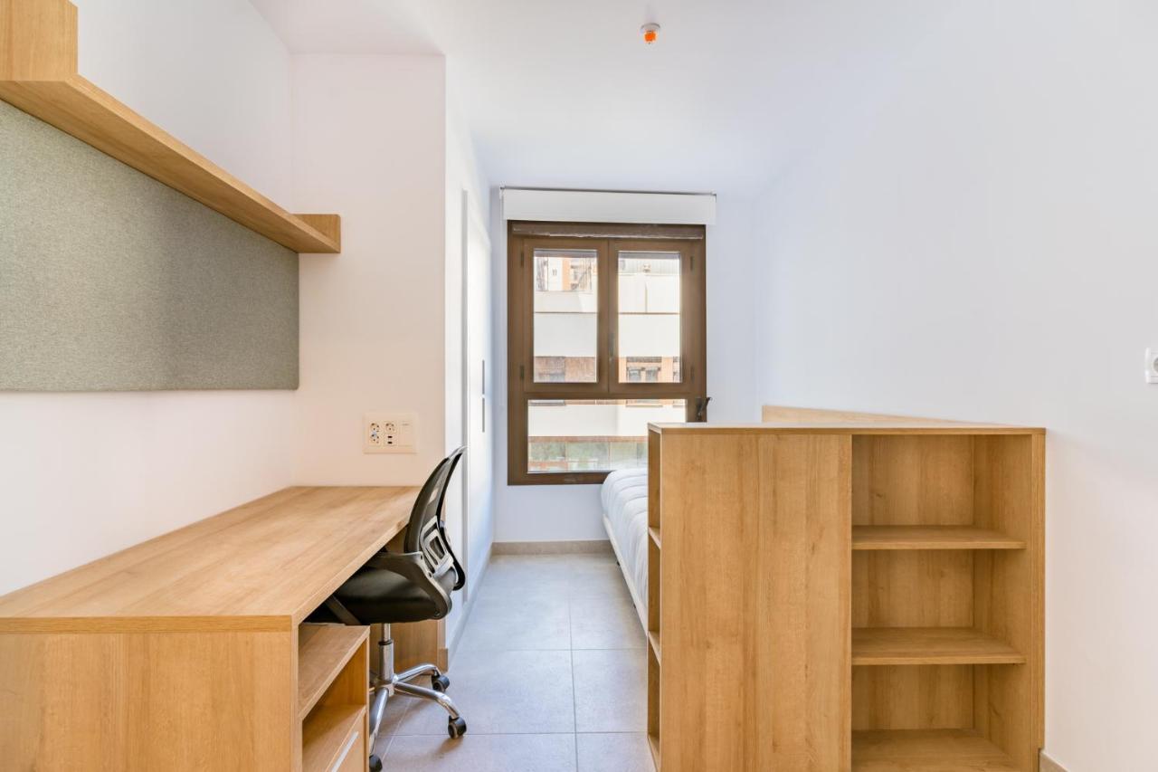 Micampus Avenida Del Puerto - Residencia De Estudiantes Valencia