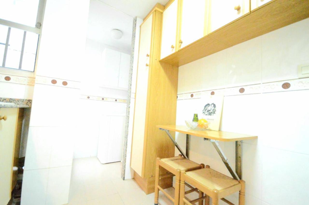 Habitación Privada A Pasos De La Playa Habitación en casa particular