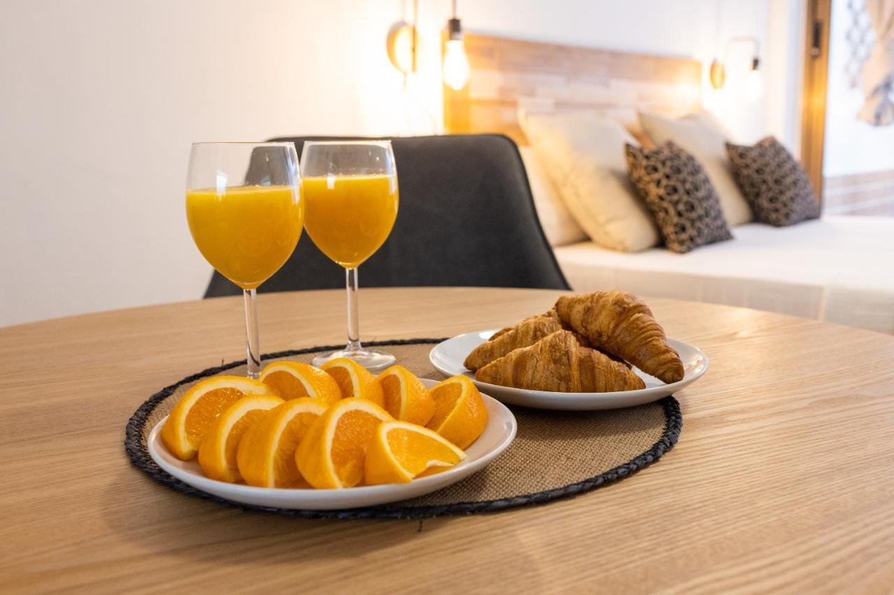 Florit Flats - The Apolo Loft Apartment