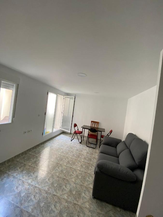 Hermosa Habitación Privada En Un Gran Sector Habitación en casa particular Valencia