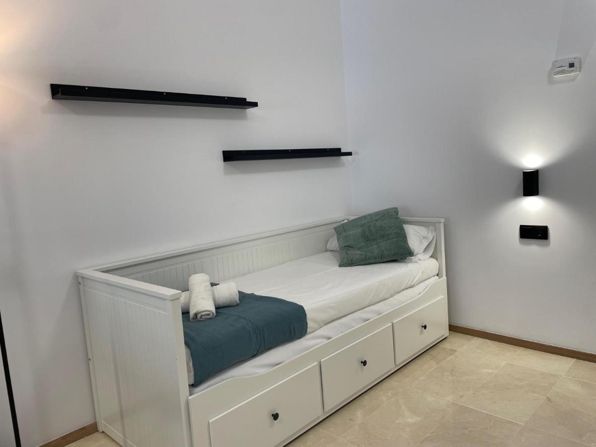 Travel Habitat La Marina Real Valencia