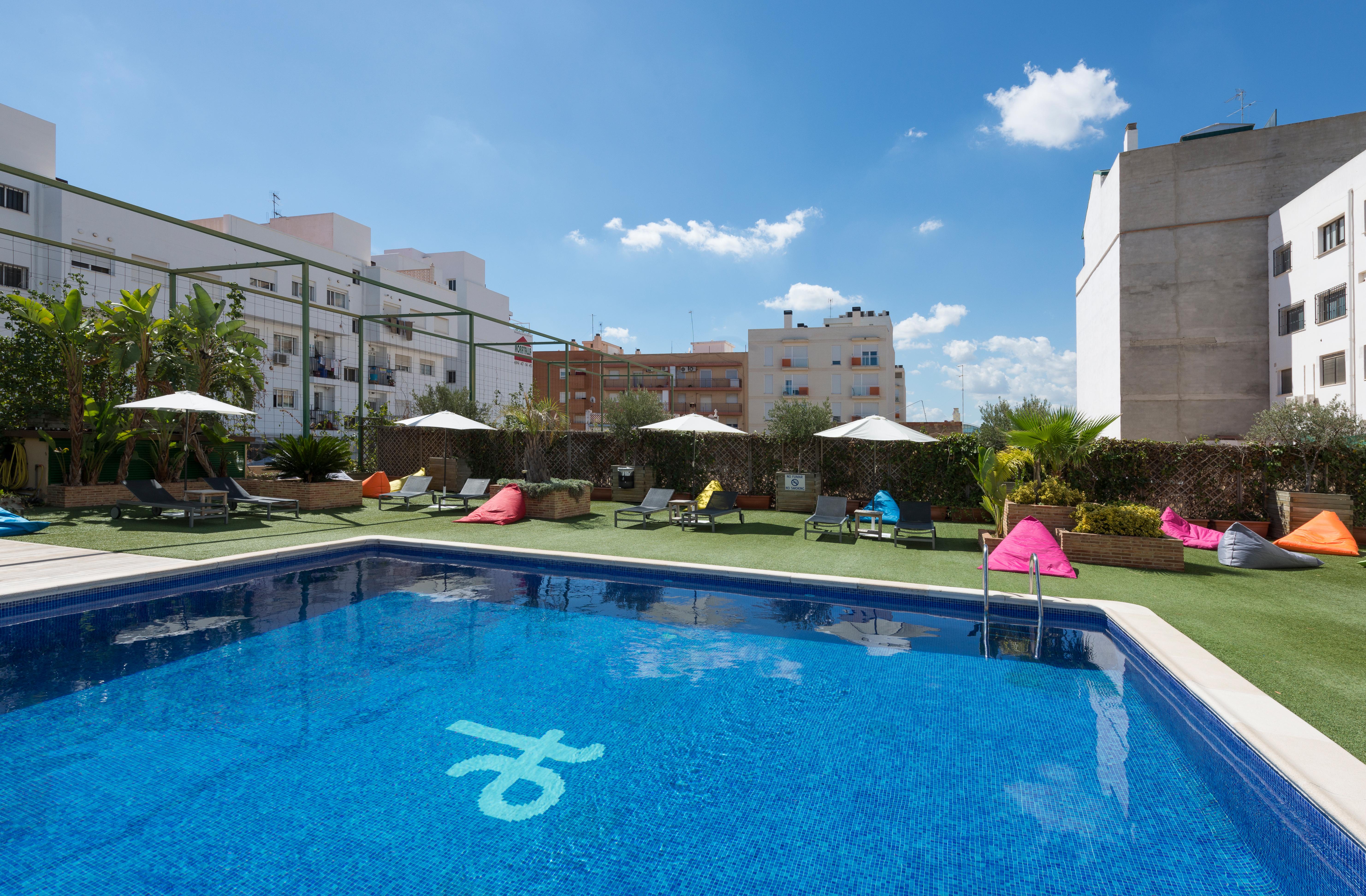Port Feria 4*