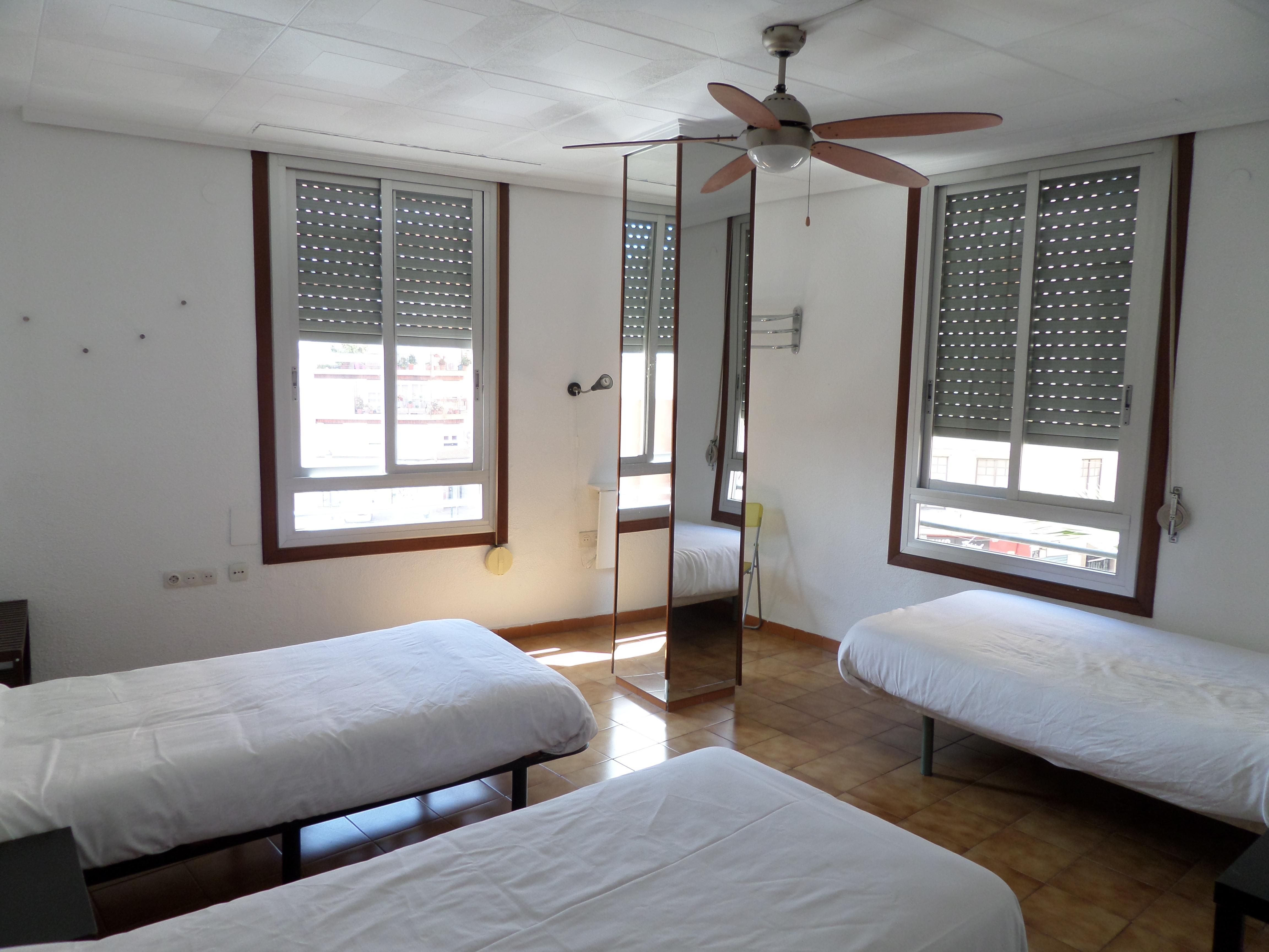 Hostal Russafa Youth