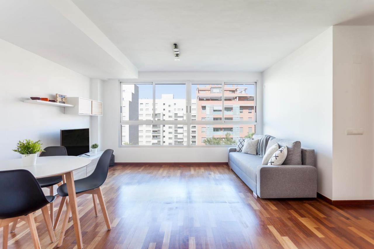Apartamento Con Piscina, Garaje Y Wifi Gratis *