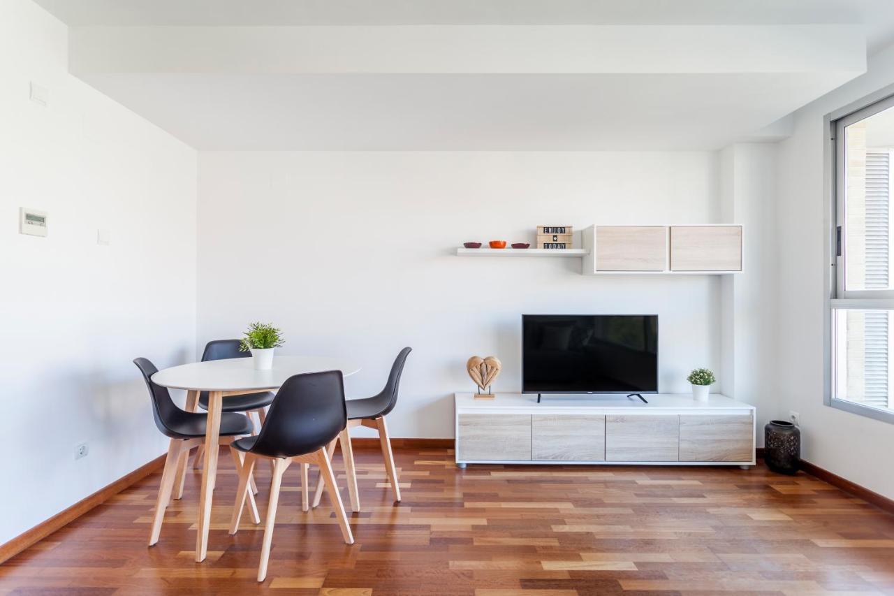 Apartamento Con Piscina, Garaje Y Wifi Gratis * Valencia