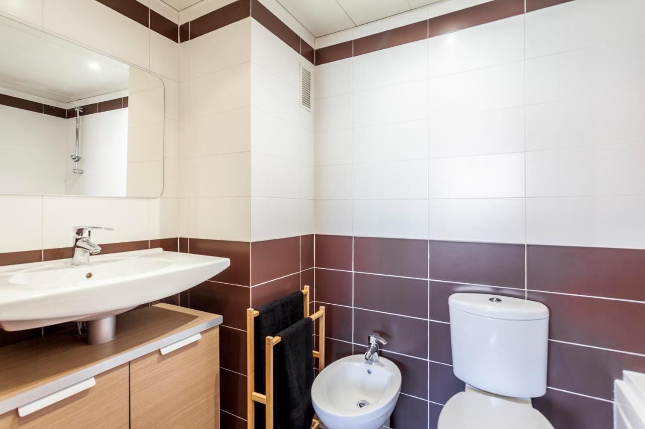 Apartamento Con Piscina, Garaje Y Wifi Gratis