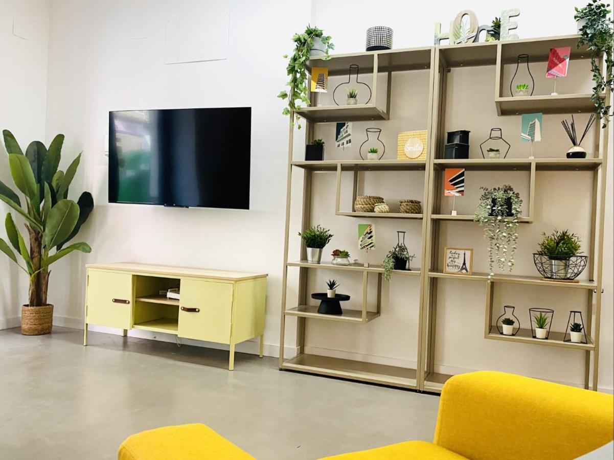 Tarongers, Lovely Flat In The Center Apartamento
