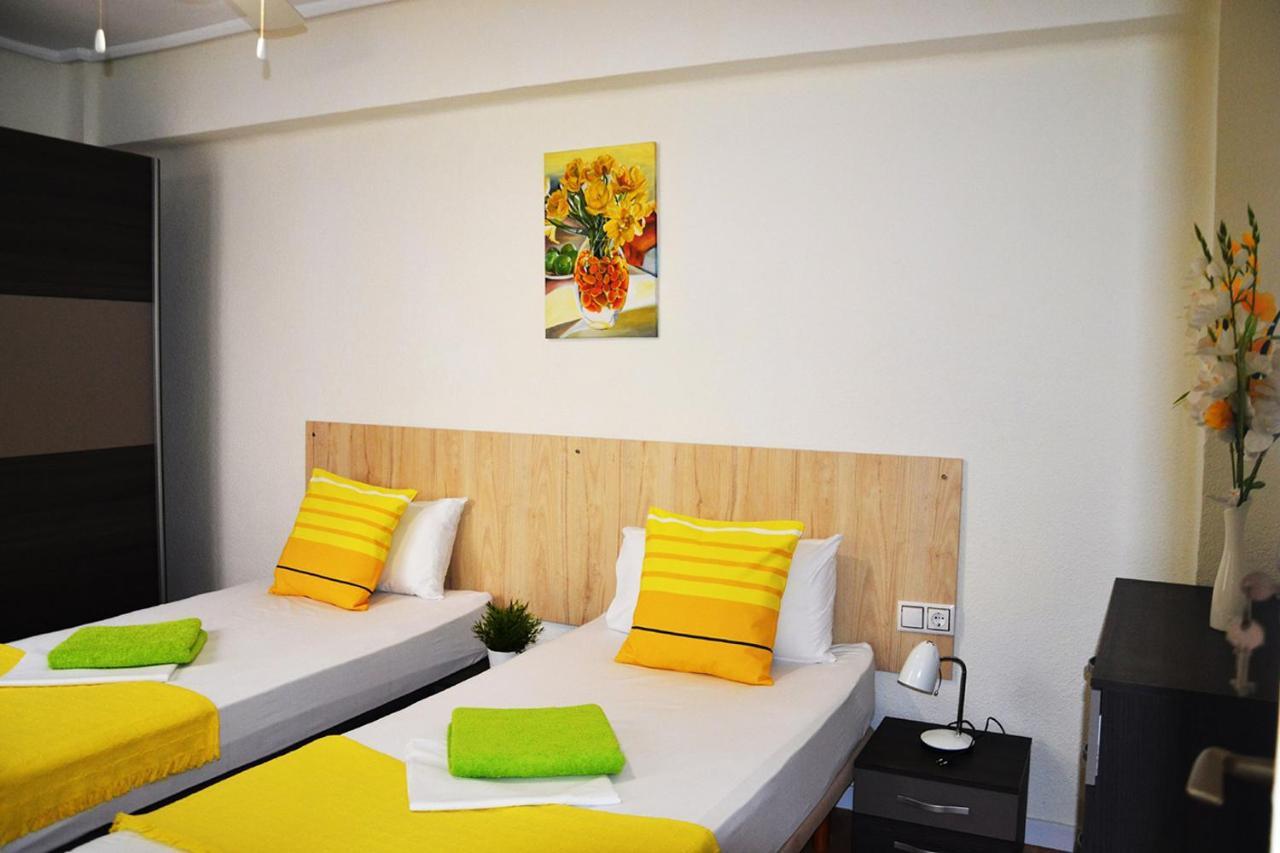 Homestay Double Cozy Room. Ruzafa - Perfect Place To