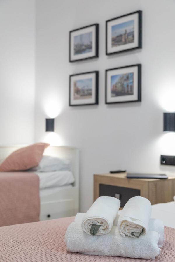 Travel Habitat La Marina Real Apartment *