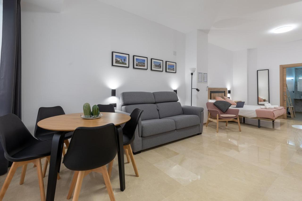 Travel Habitat La Marina Real Apartment *