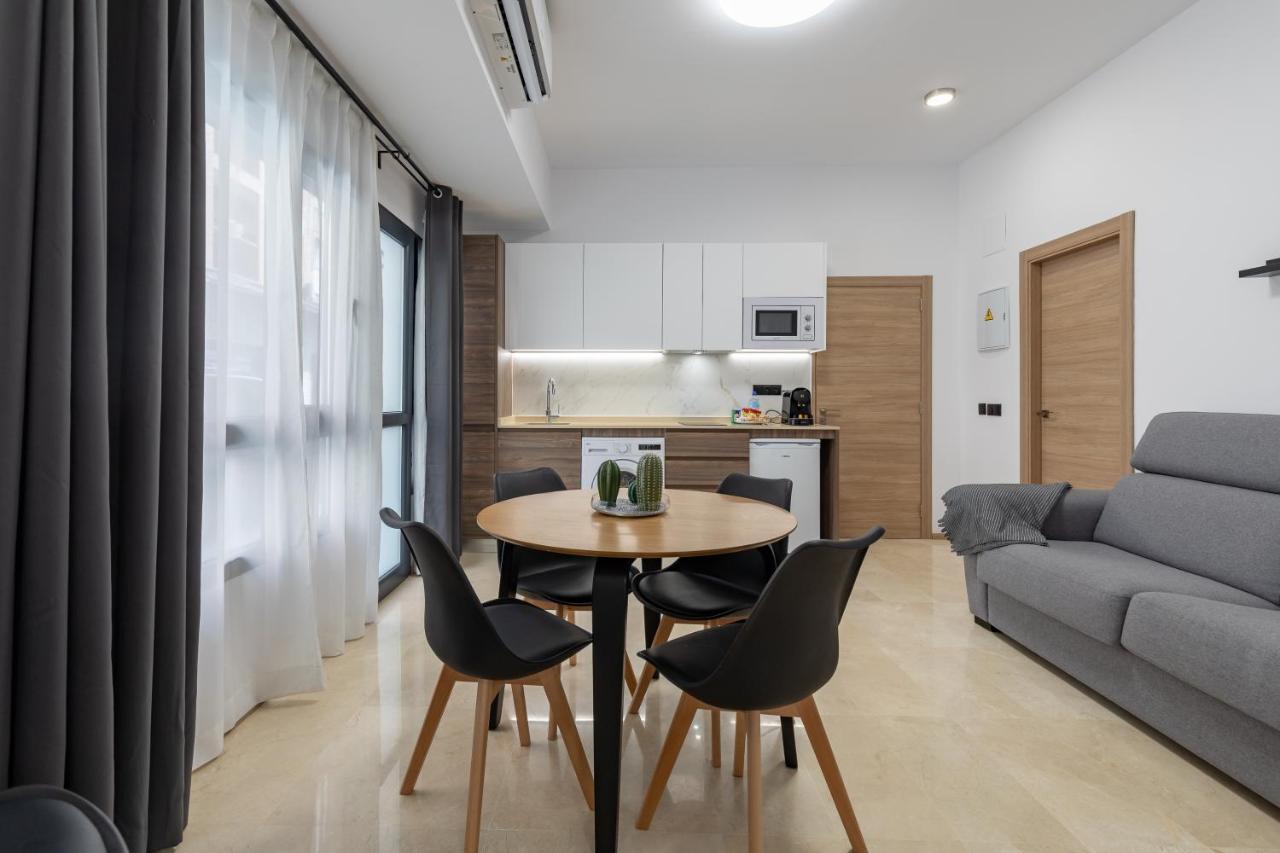 Travel Habitat La Marina Real Apartment *