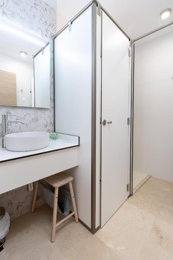 Travel Habitat La Marina Real Apartment *