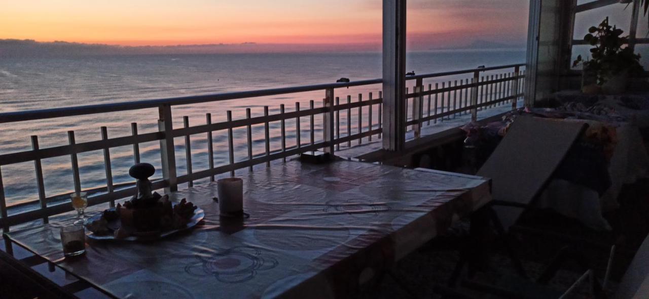 Blue Double Private At Front - Doble En La Playa Homestay *