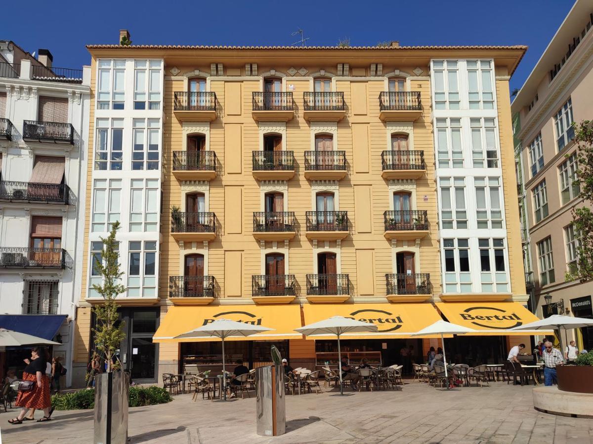 Flats Friends Plaza De La Reina Valencia